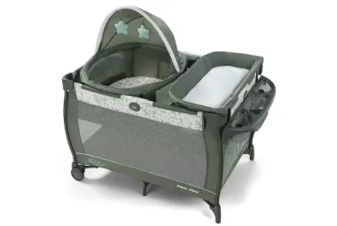 Graco Pack 'n Play Travel Dome Includes Travel Bassinet
